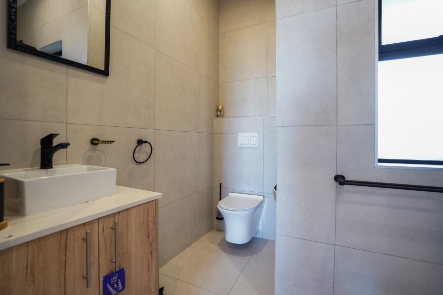 3 Bedroom Property for Sale in Sandown Western Cape